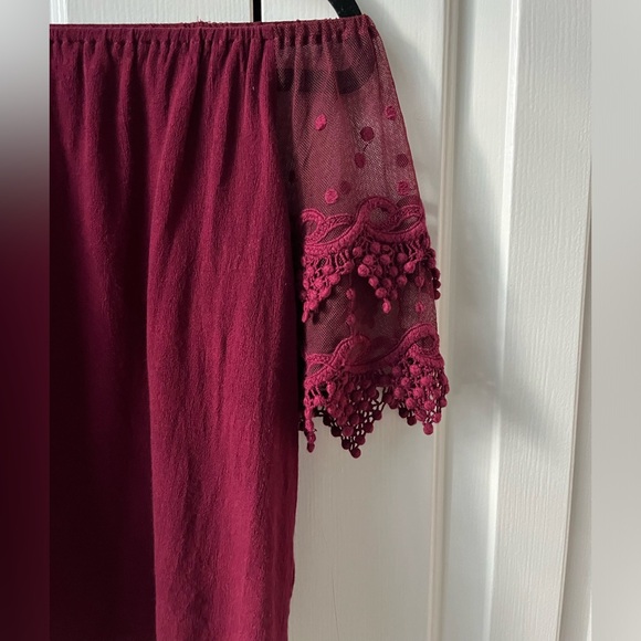 Burgundy Sheer Lace Off-the-shoulder Blouse Size Small - Picture 4 of 12